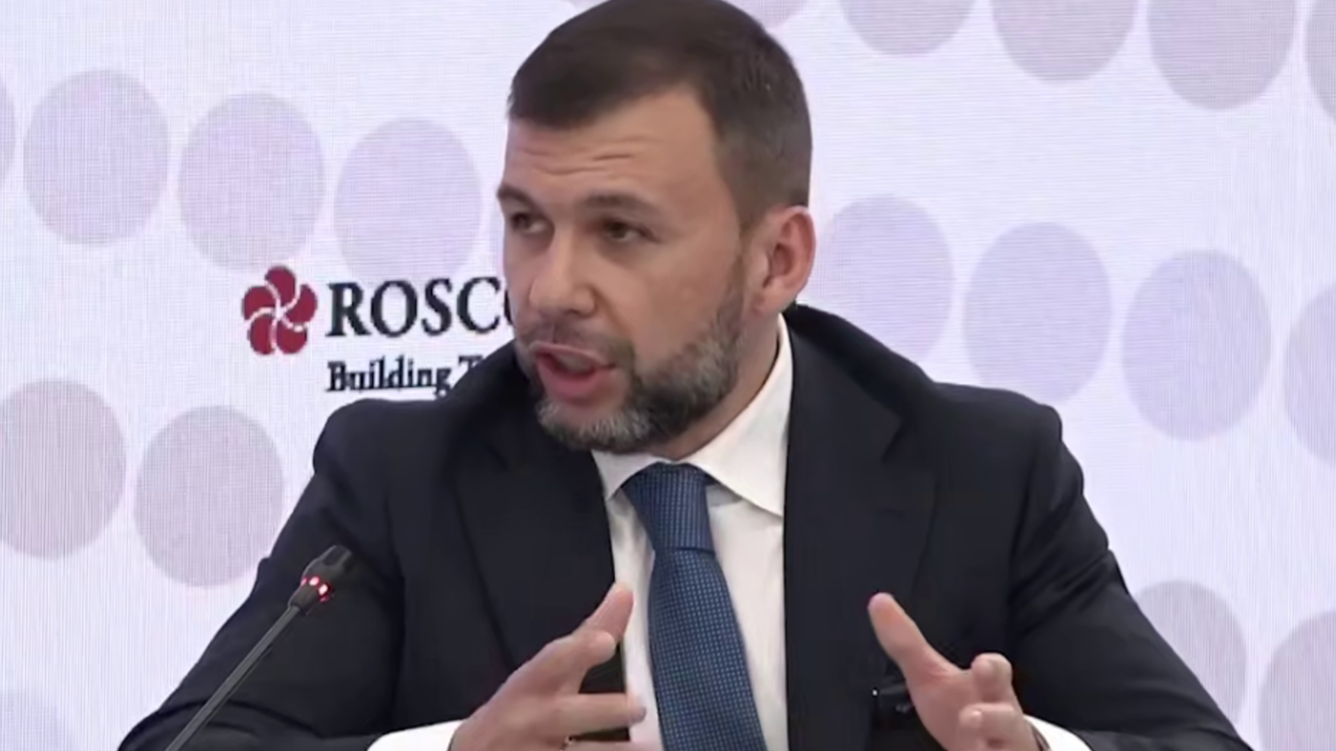 Пушилин представил на ПМЭФ инициативы по поддержке демографии