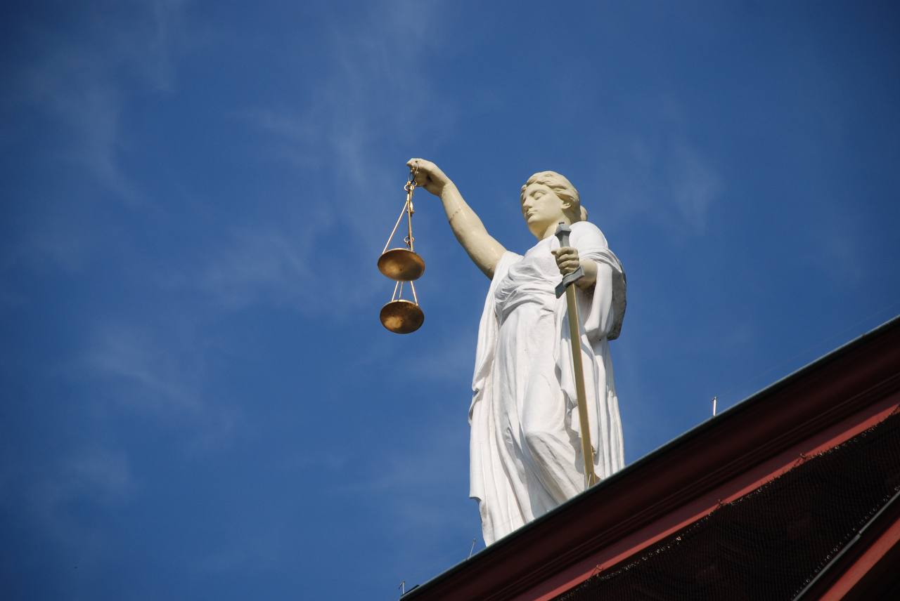Прокуратура запросила до 12 лет колонии и штраф до 35 млн рублей для экс-главы петербургской полиции