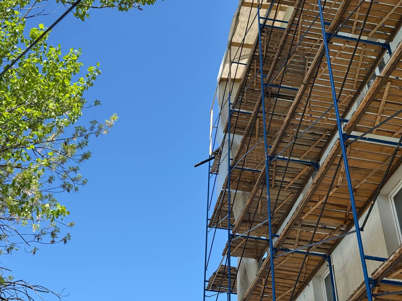 Дольщикам проекта ГК "А101" во Всеволожске пообещали ключи к марту 2026