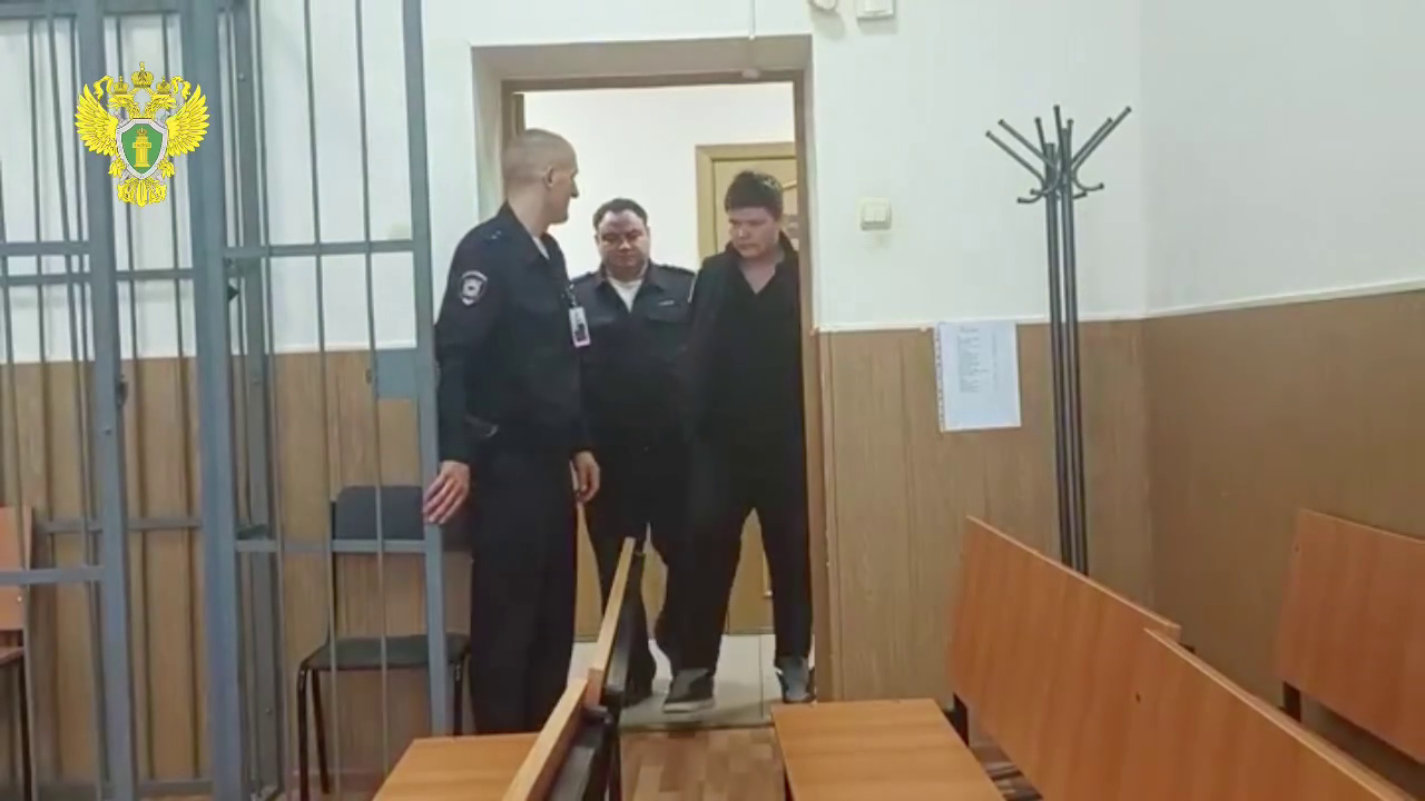 Троих молодых людей, подозреваемых в похищении человека, заключили под стражу в Ленобласти