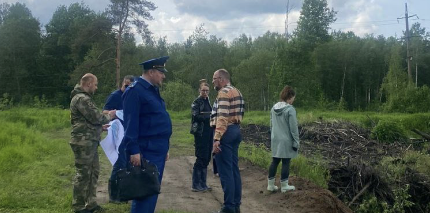 Прокуратура проверяет незаконное складирование отходов у мемориала «Невский пятачок»