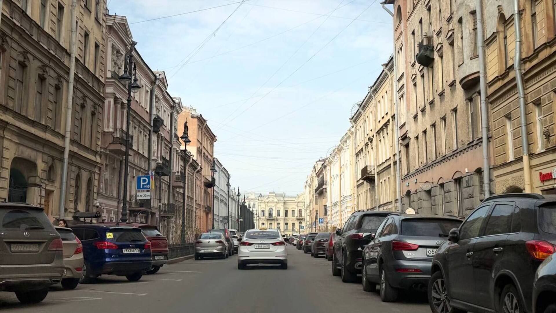 Нейросети обучили выявлять нелегальные ларьки в Петербурге