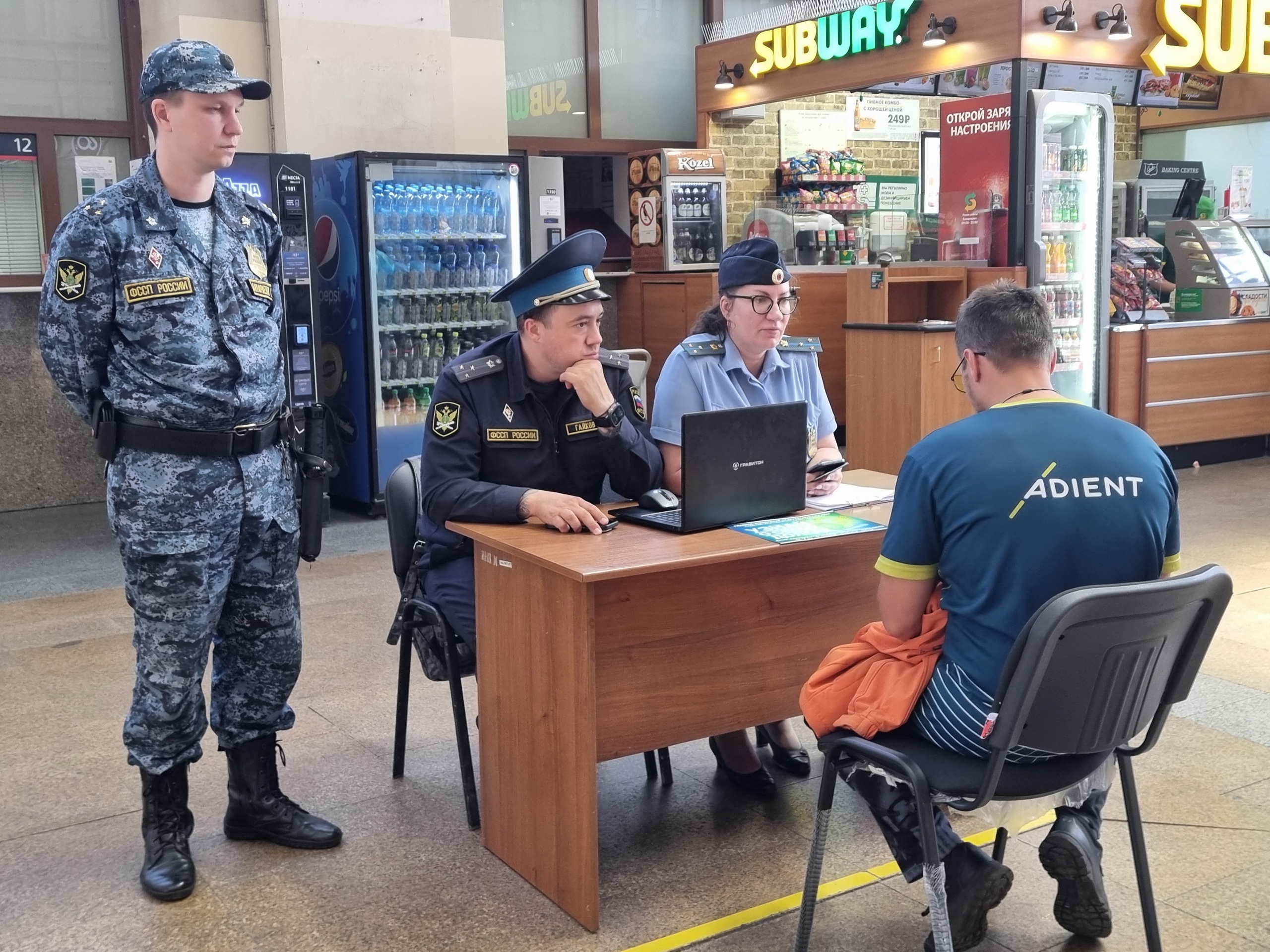 Петербуржцы задолжали около 1 миллиарда алиментов
