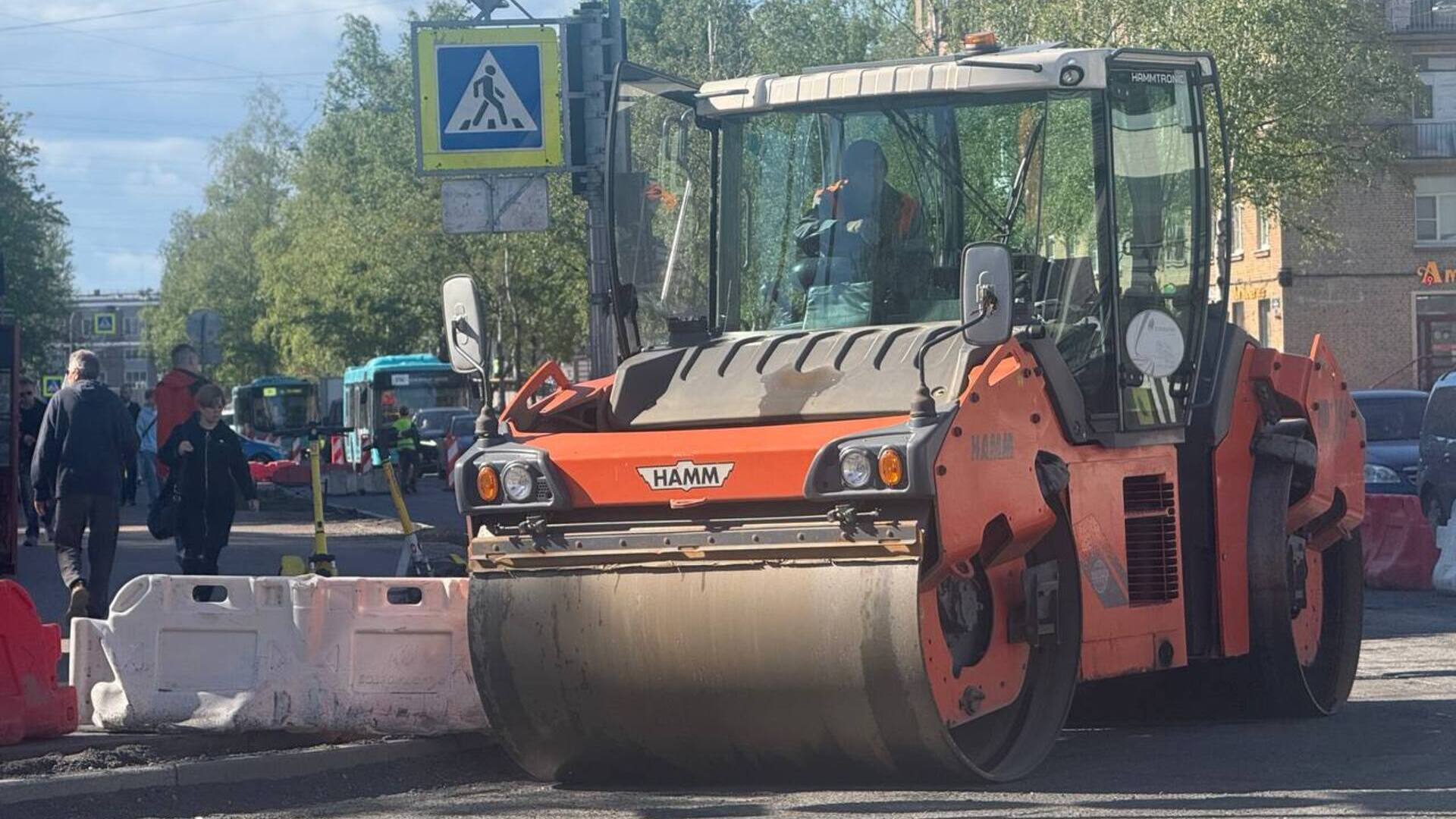 Петербуржцев предупредили о закрытии дорог и ограничении движения в нескольких районах с 12 июня