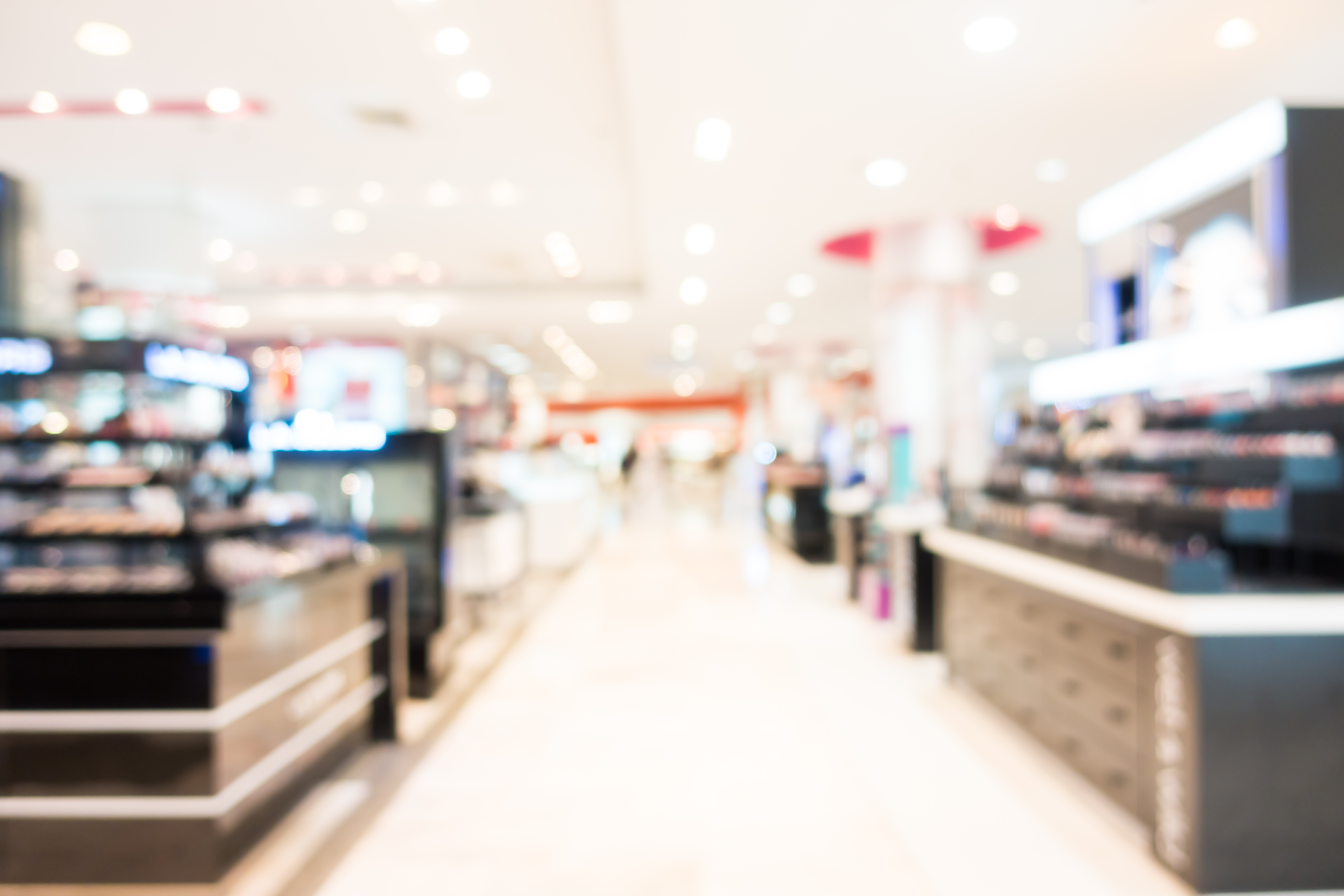 Рынок косметики в Петербурге сжимается: закрытий больше, чем открытий