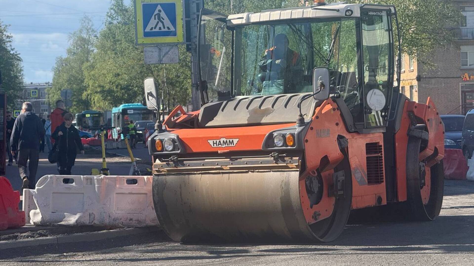 Дороги в нескольких районах Петербурга закроют на ремонт с 20 июня