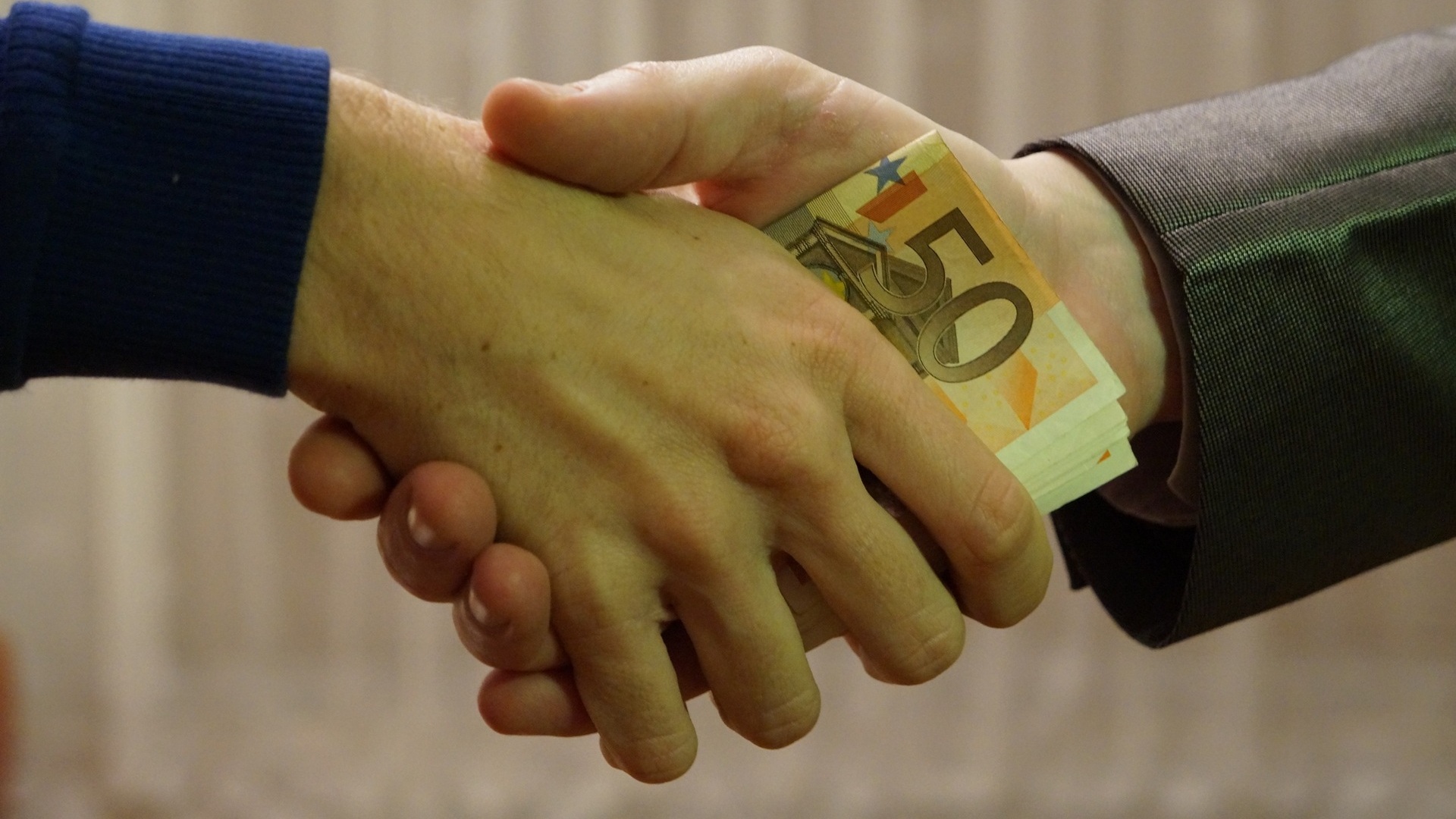 Почти на 40 % выросло количество нелегально работающих граждан в Петербурге