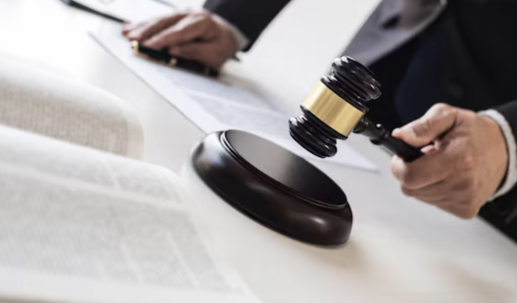 ИП в Петербурге обязали выплатить 305 тысяч рублей за несостоявшуюся мебель
