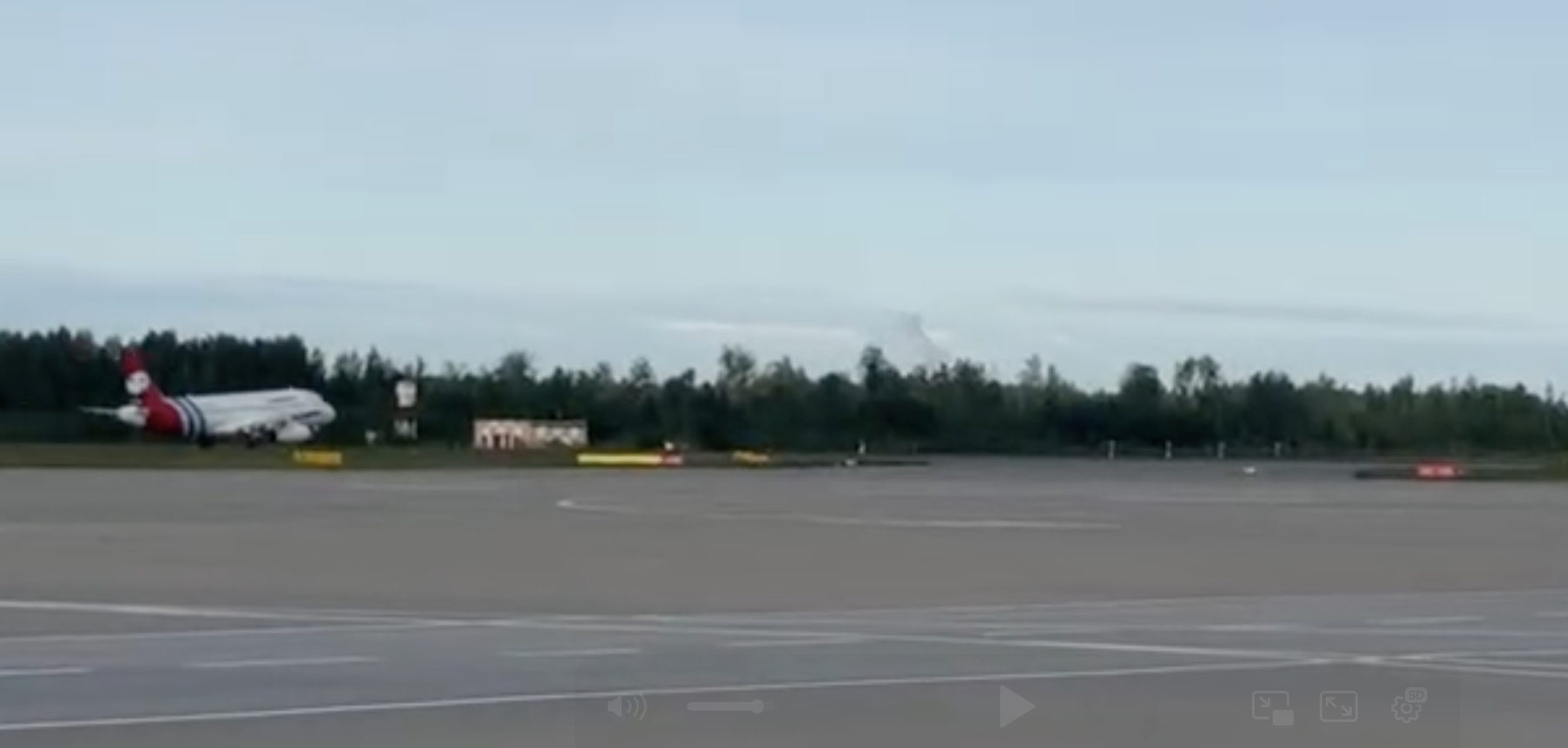Пассажиры отмененных рейсов отправятся в Петербург на резервных самолетах
