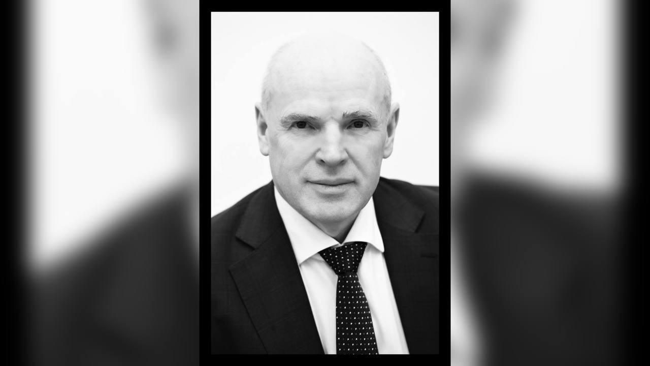 Петербург проводил в последний путь вице-губернатора Ленобласти Игоря Петрова