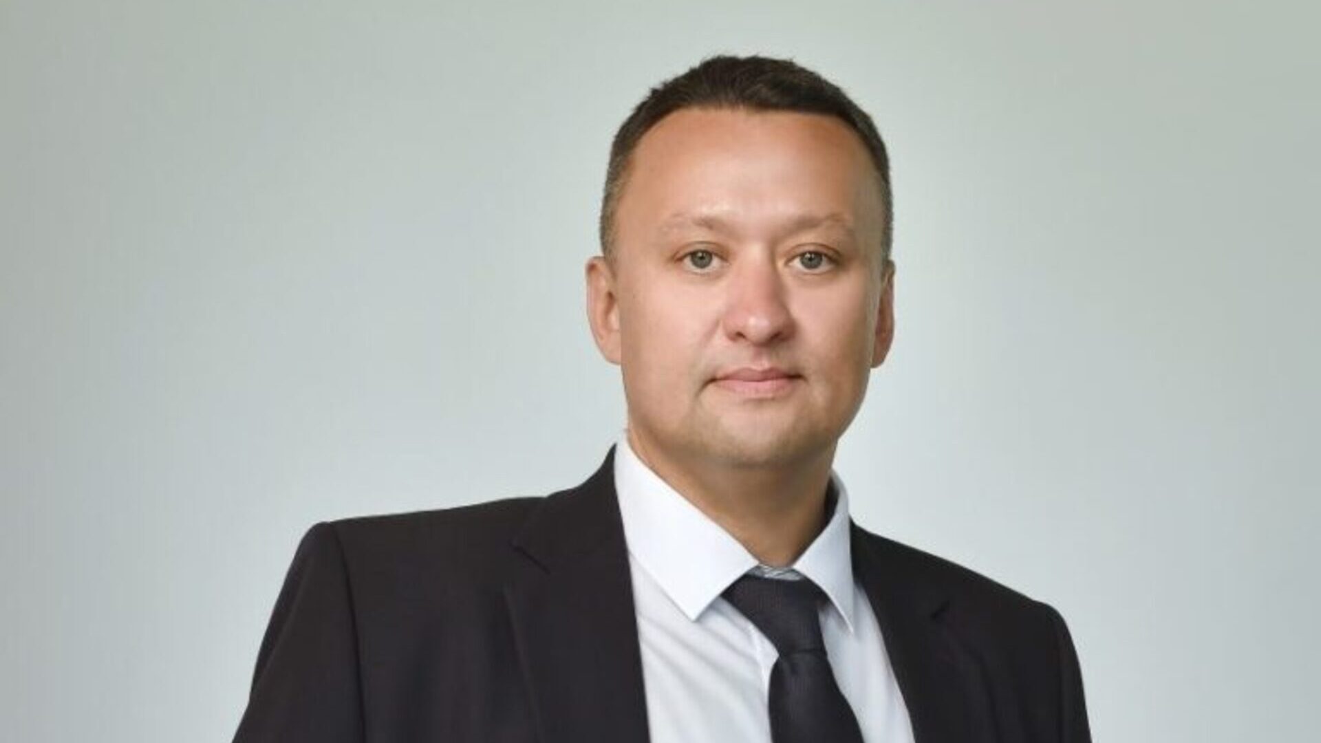 МЧС вручило амурскому министру грамоту за спасение тонущего человека в Малой Невке во время ПМЭФ