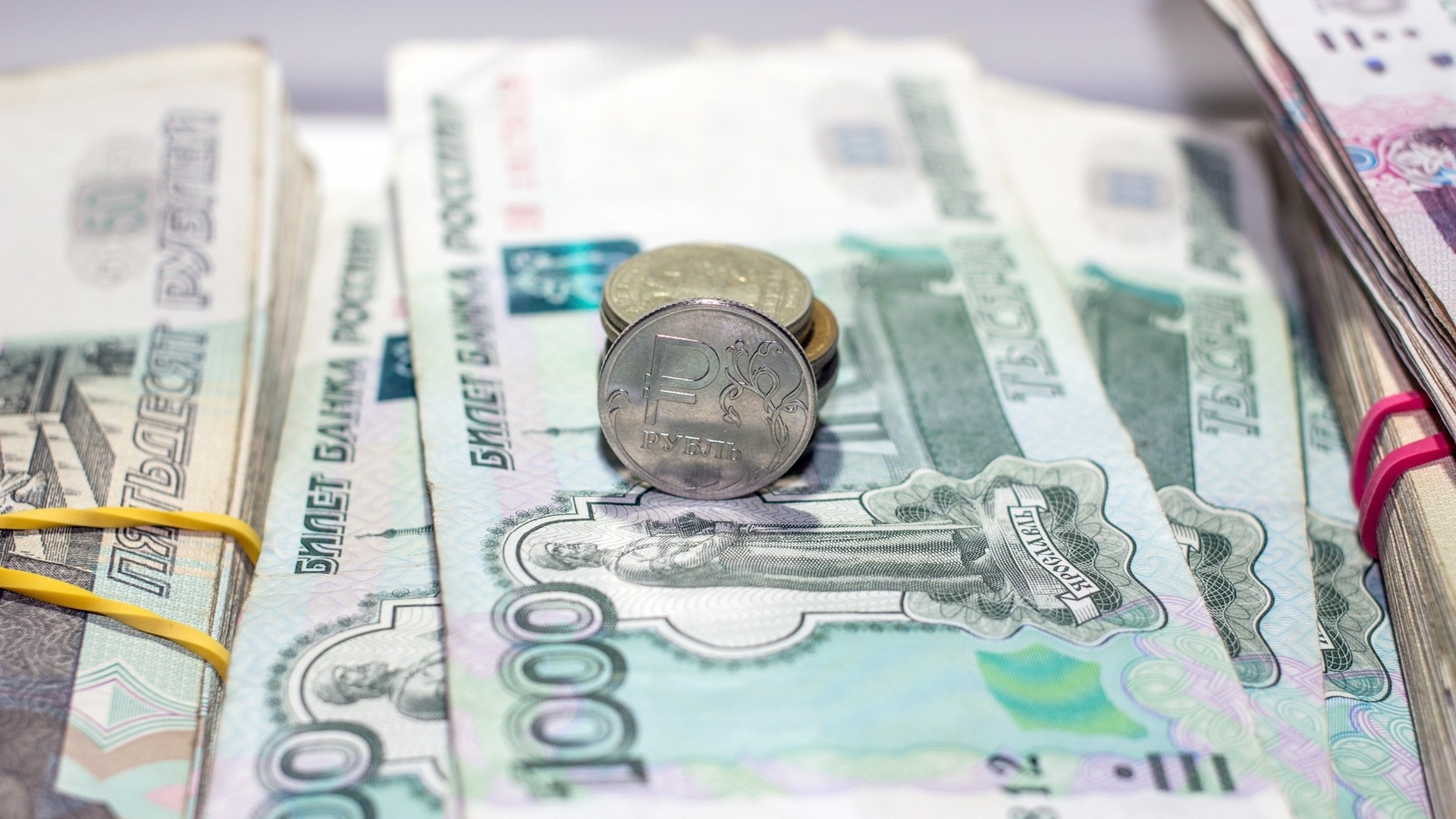 Названы два университета Петербурга, выпускающие самых высокооплачиваемых специалистов