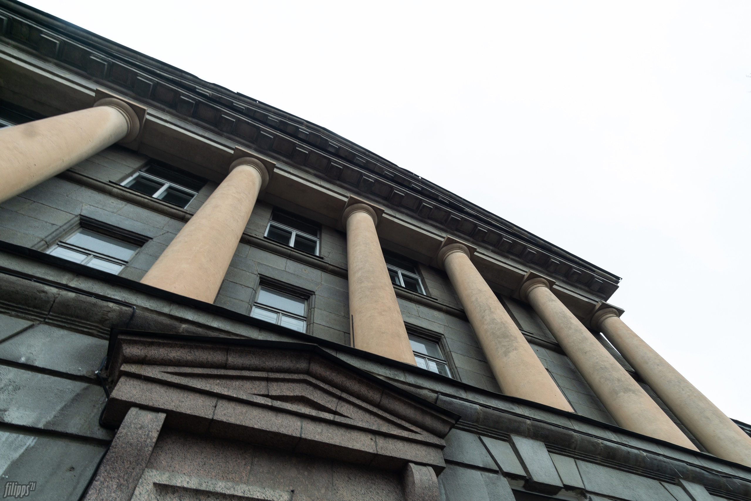 Петербургский КГИОП не нашел признаков памятника архитектуры в здании бывшего ВНИИБ