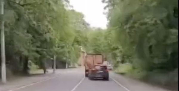 Лихачей из Красносельского района наказали за опасные маневры на дороге