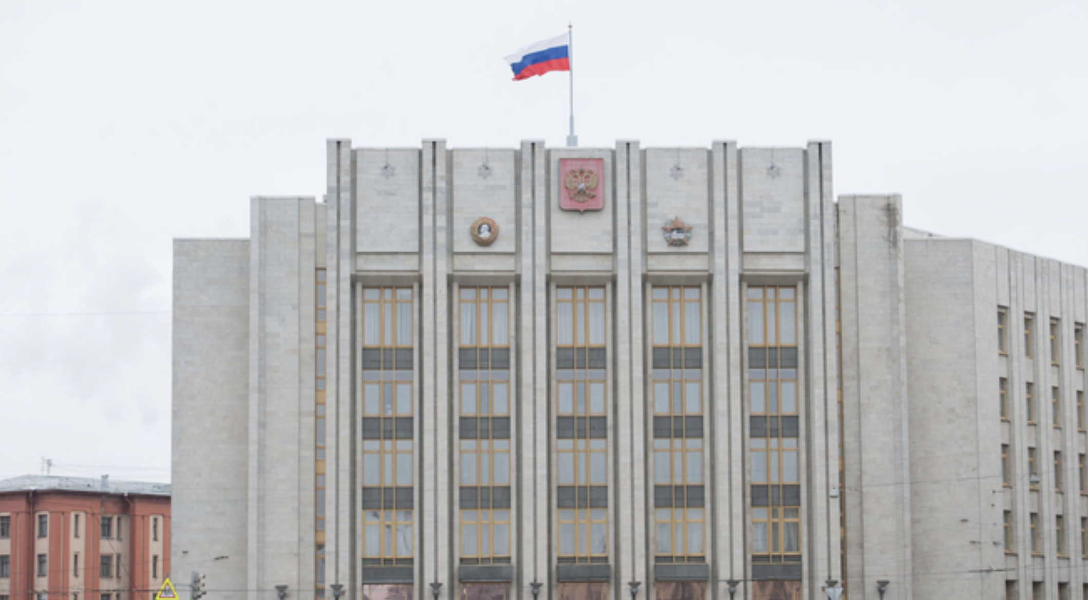 Власти Ленобласти поздравили жителей с Днем явления Тихвинской иконы
