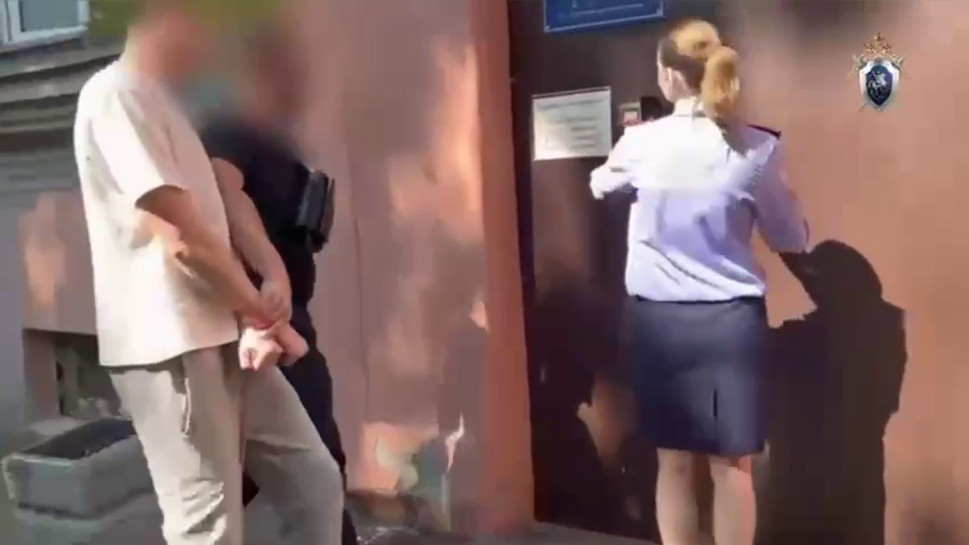Уголовное дело завели на стрелка, ранившего двух подростков на улице Лени Голикова