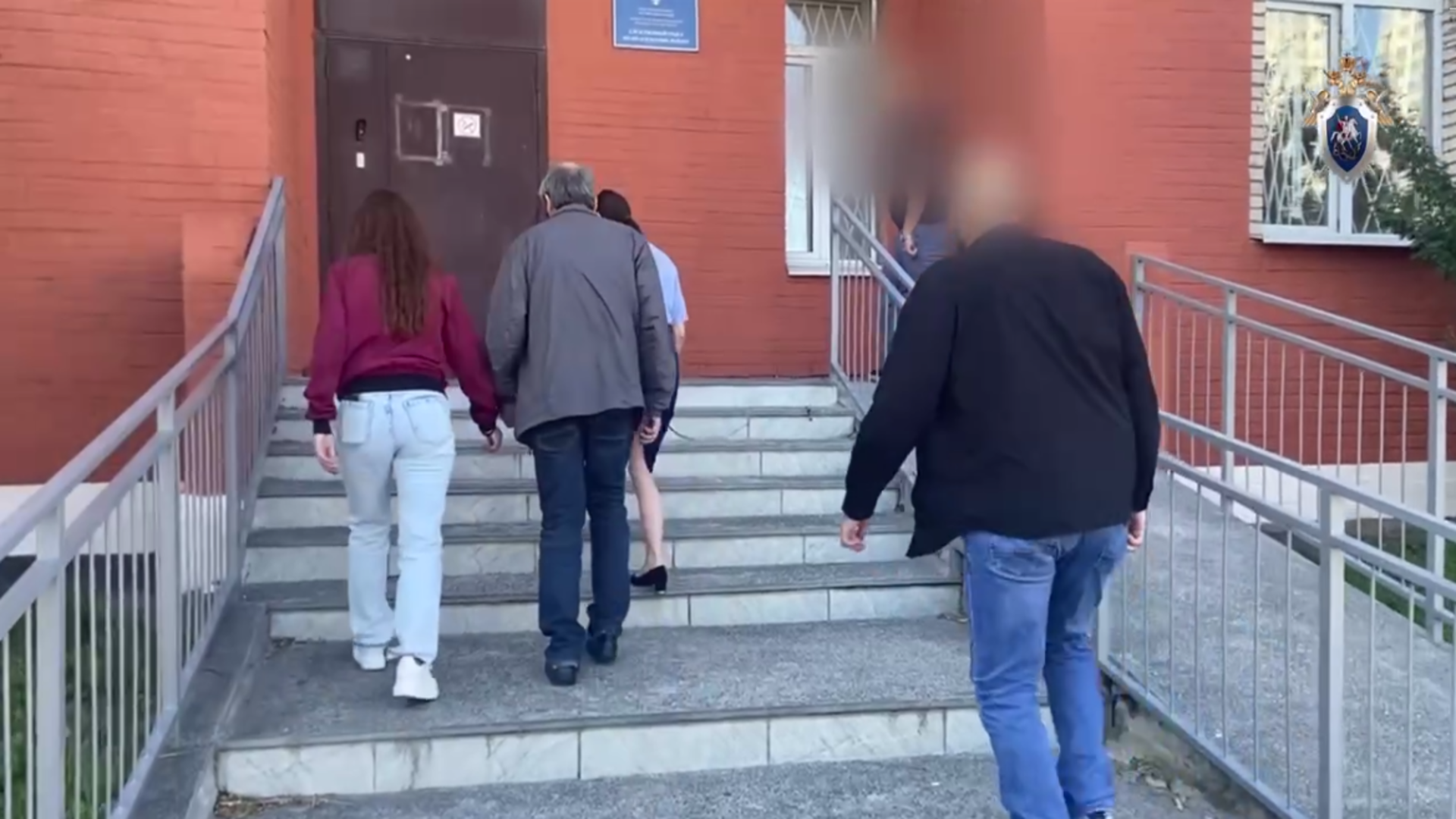 Задержан мужчина, делавший фото 7-летнего мальчика в Петербурге для создания незаконных материалов