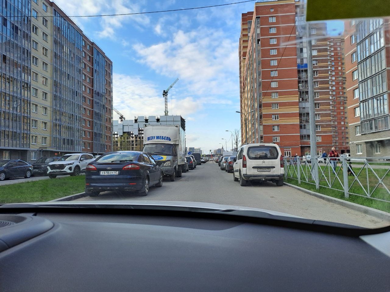 Умри в Рыбацком и Буграх: что делать с «не вылазом» в Санкт-Петербурге