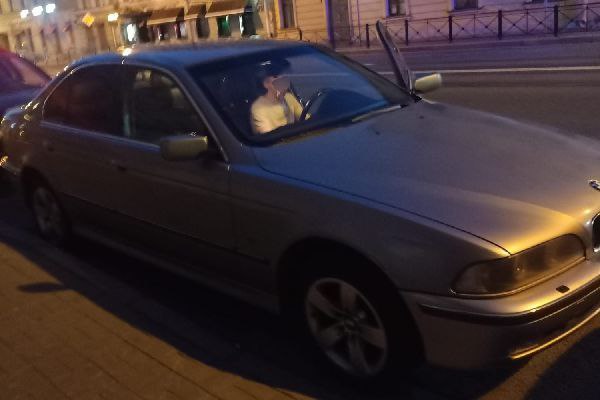 Росгвардейцы нашли автомобиль, числящийся в розыске, в Петербурге