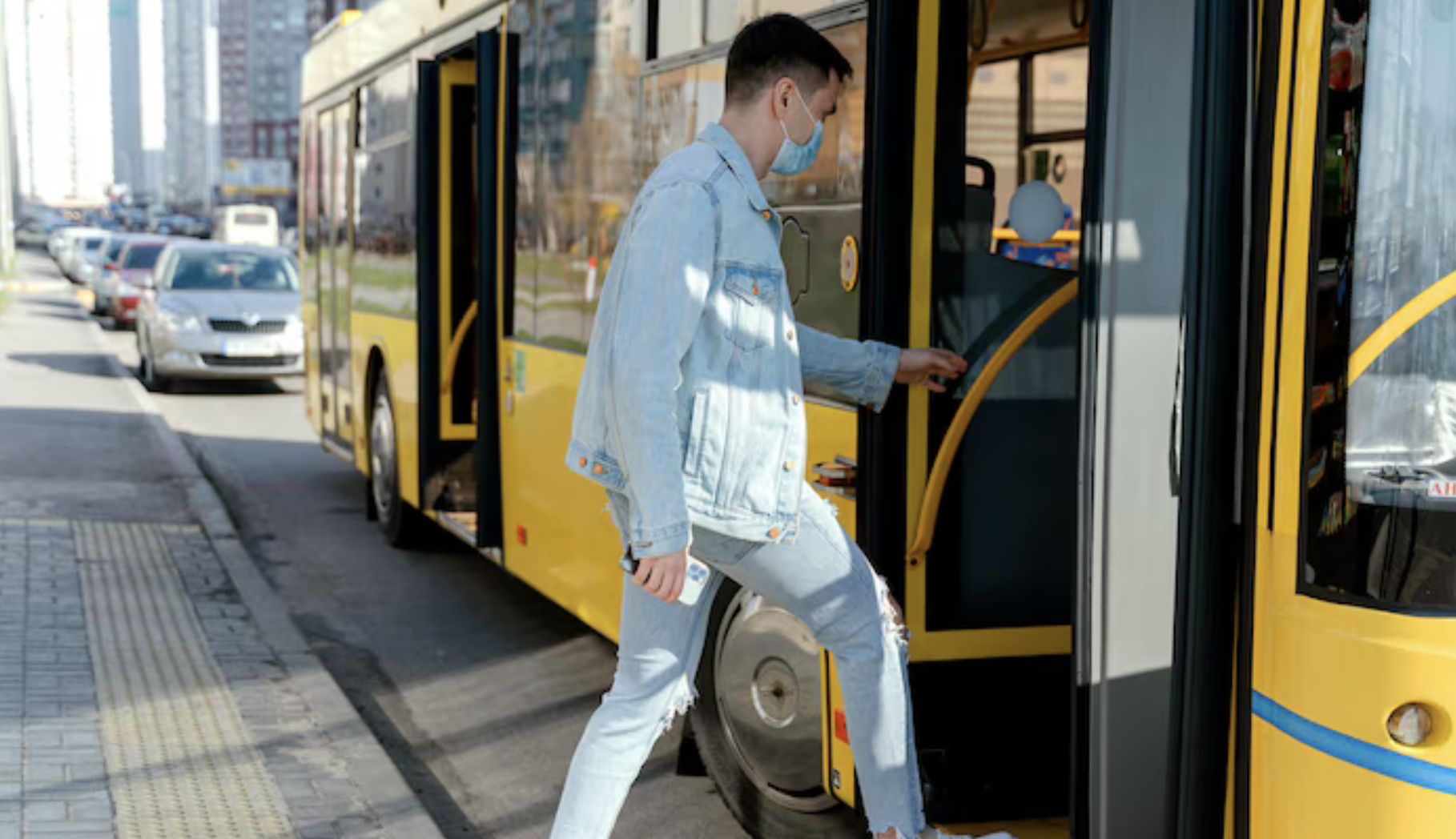 Петербург расширяет сеть ТУАХ — маршруты «Женечка» и «Катюша» выйдут в 2025 году